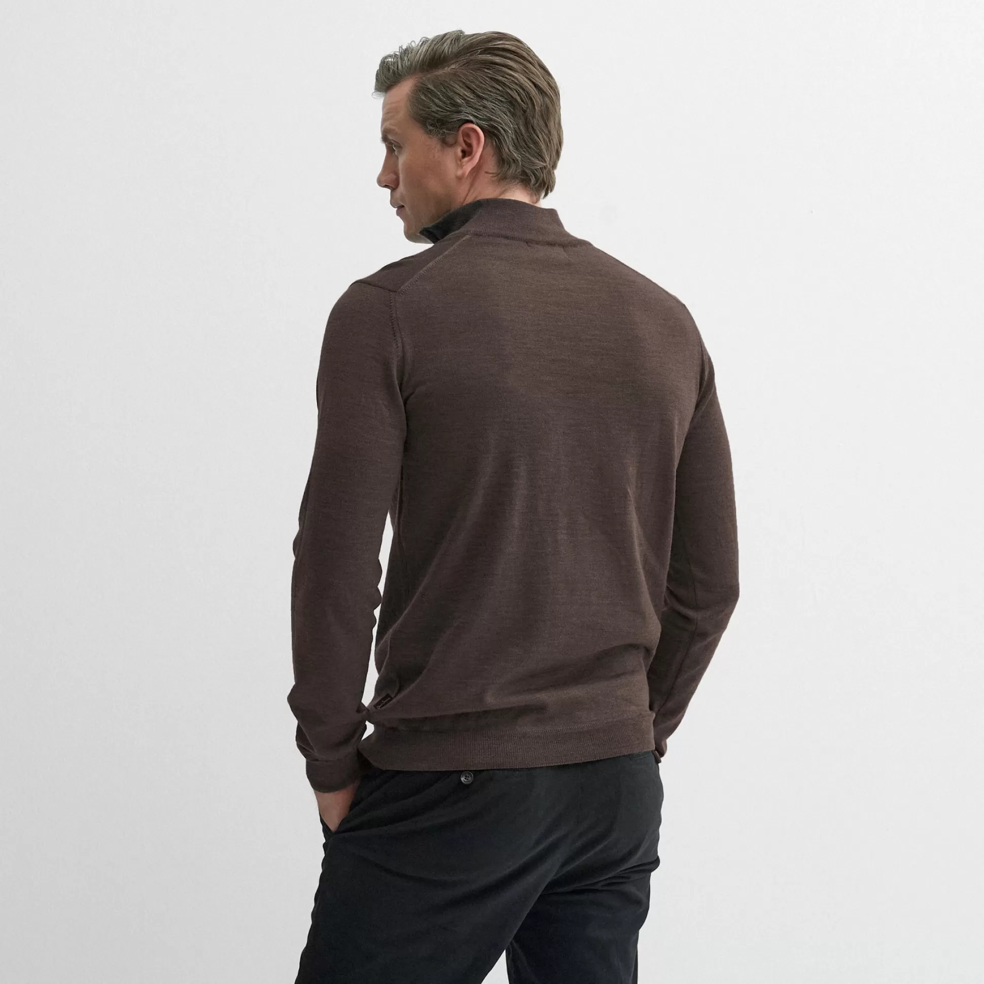 Oliver Sweeney Knitwear^Curragh Chocolate